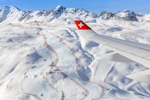 CS100 de SWISS et la patrouille de Suisse à ST-Moritz