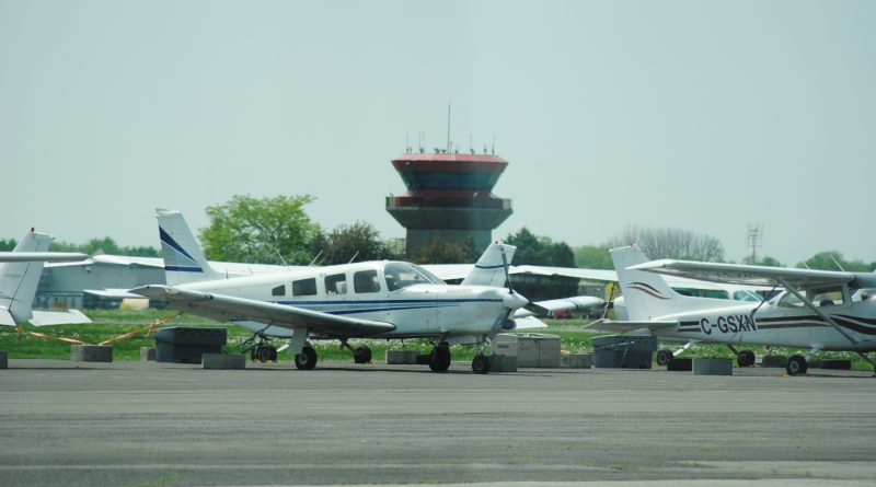 Aéroport de Saint-Hubert