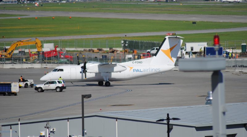 Dash-8 de PAL Airlines à YUL