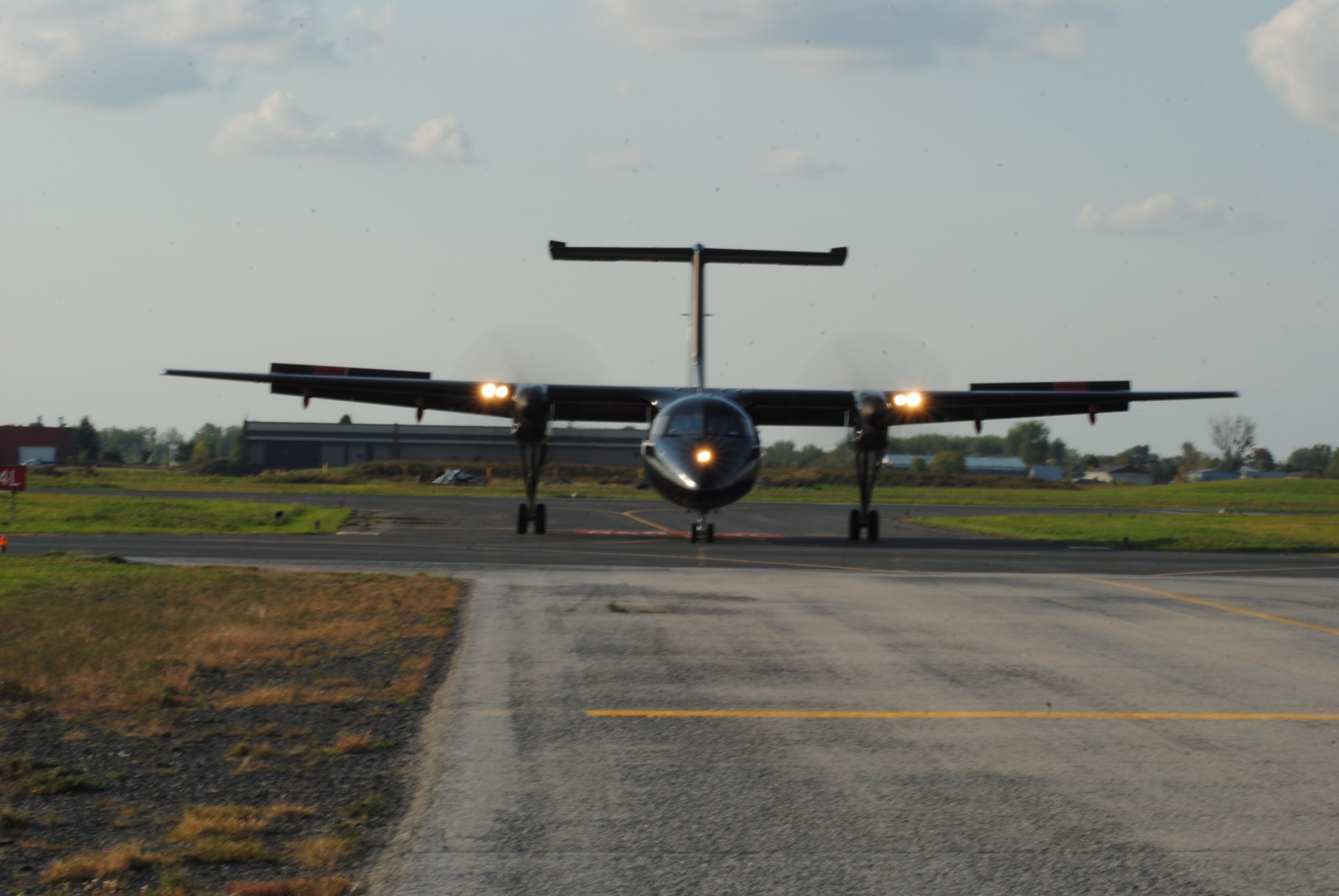 DASH8 Chrono Aviation