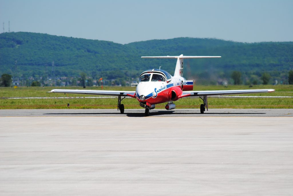 Snowbirds 5 au sol à Saint-Hubert