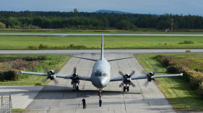 RCAF CP-140