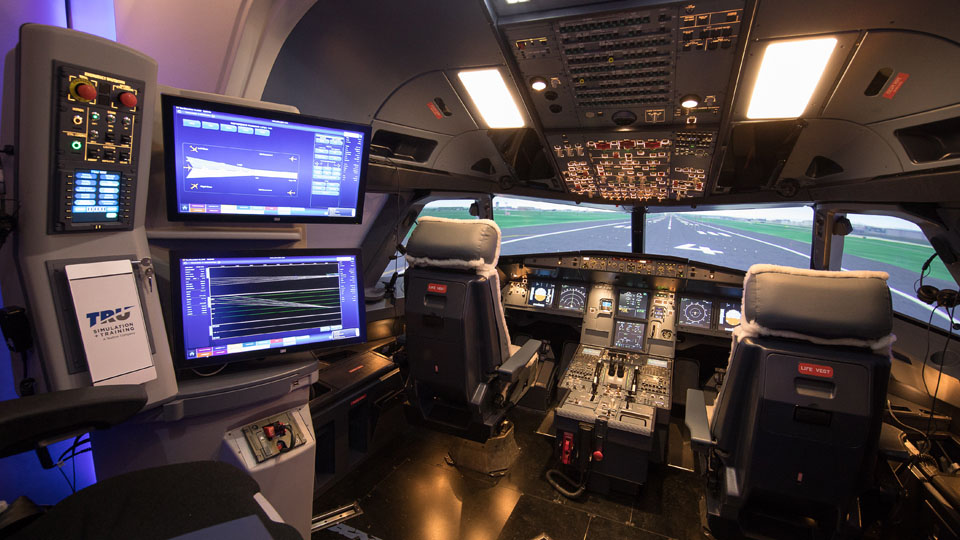 TRU intérieur simulateur A320 