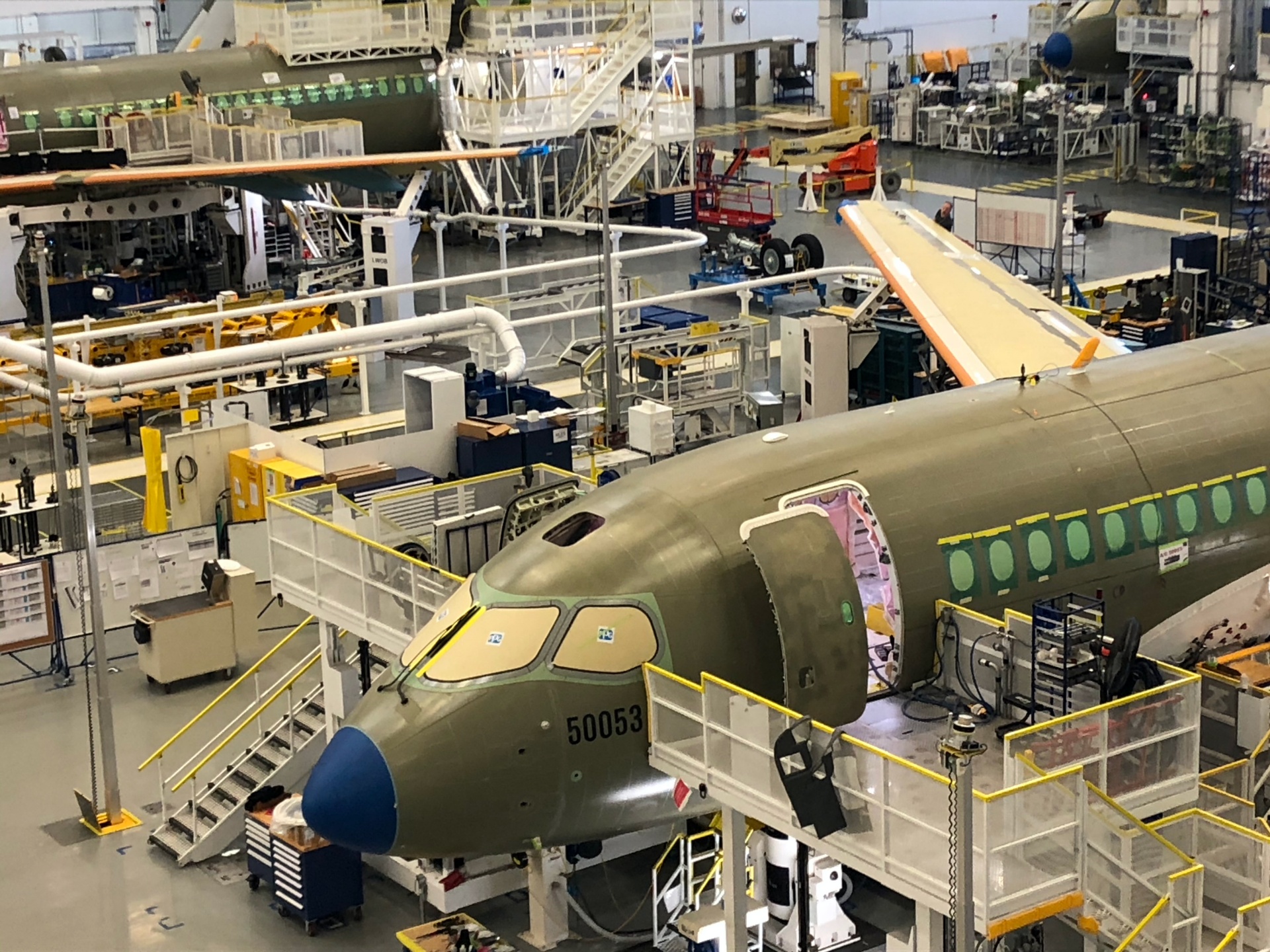 L’industrie aérospatiale québécoise embauche Les Ailes du Québec