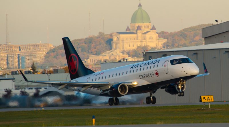 Air Canada Express-E175