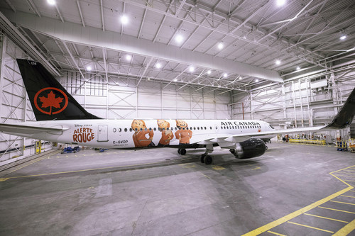 Air Canada A220-300 Alerte Rouge