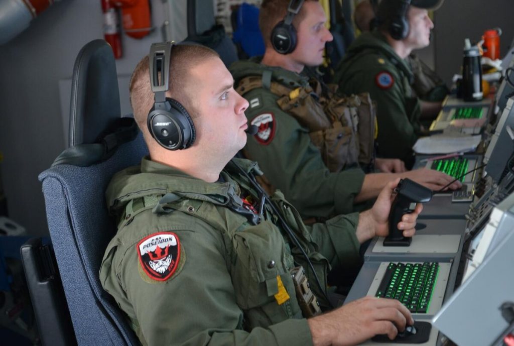 Disposition des consoles à bord du P-8A Poseidon